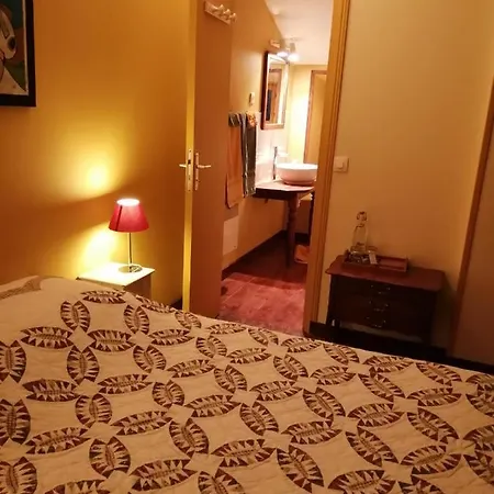 La Gaucherie Aux Dames