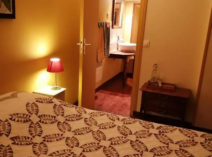 La Gaucherie Aux Dames